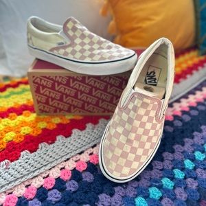 Rose Smoke Pink Checkered SlipOn Vans. Women’s 8.5/Men’s 7.